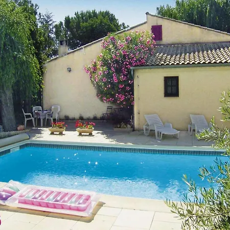 Provencal With Private Pool,